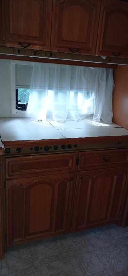 Camping Des Bains Saint-Honore-les-Bains Екстер'єр фото