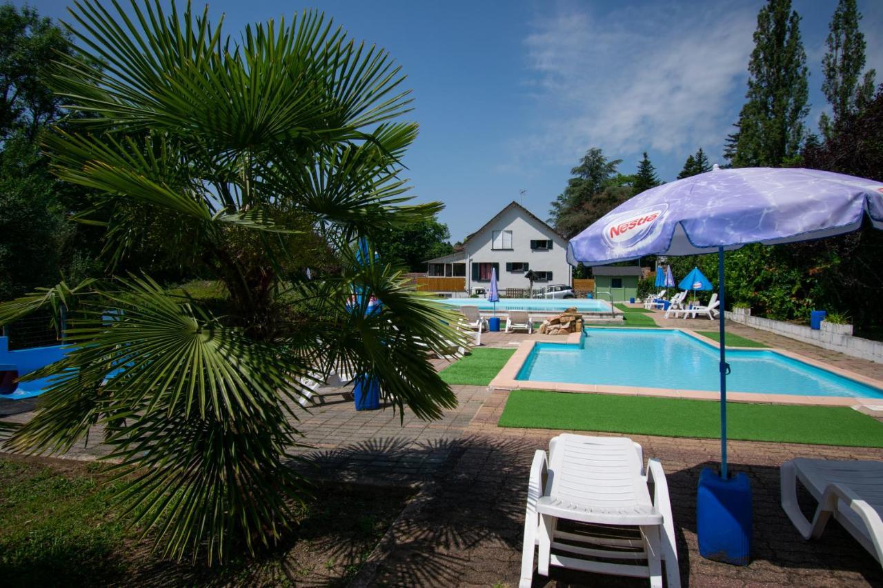 Camping Des Bains Saint-Honore-les-Bains Екстер'єр фото