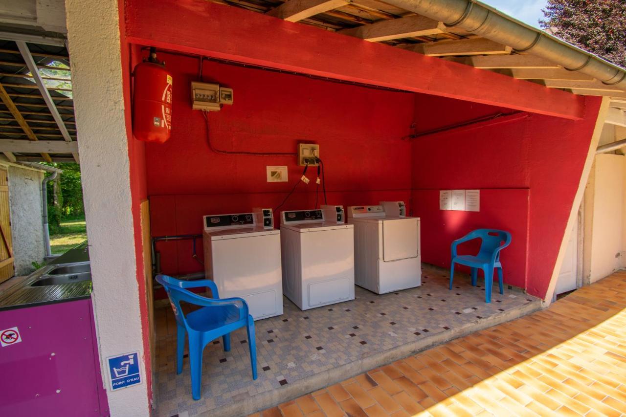 Camping Des Bains Saint-Honore-les-Bains Екстер'єр фото